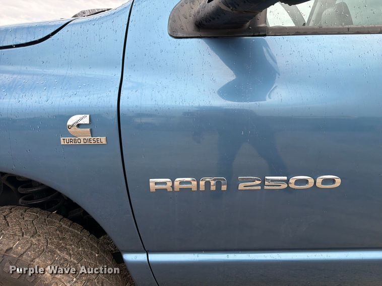 image for item FB5934 2006 Dodge Ram 2500 Ext. Cab pickup truck