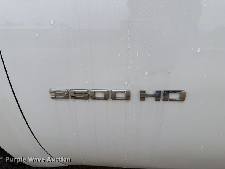 image for item FB5935 2010 Chevrolet Silverado 3500HD pickup truck