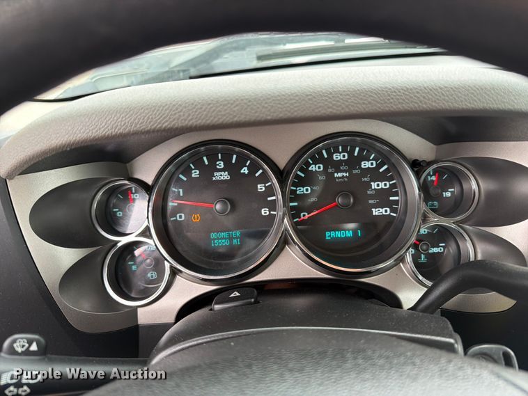image for item FB5935 2010 Chevrolet Silverado 3500HD pickup truck
