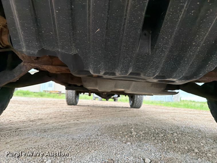 image for item FB5935 2010 Chevrolet Silverado 3500HD pickup truck