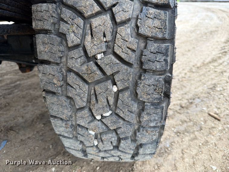 image for item FB5935 2010 Chevrolet Silverado 3500HD pickup truck