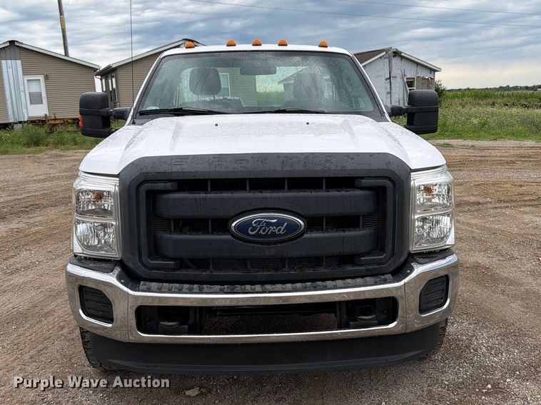 image for item FB5936 2012 Ford F250 pickup truck