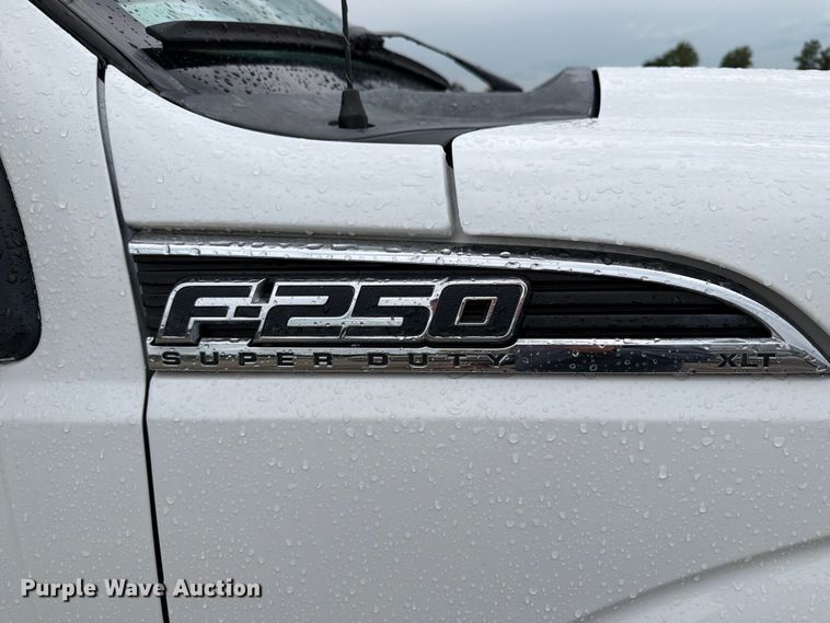 image for item FB5936 2012 Ford F250 pickup truck
