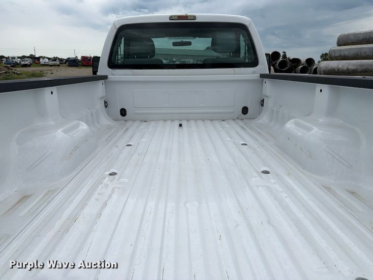 image for item FB5936 2012 Ford F250 pickup truck