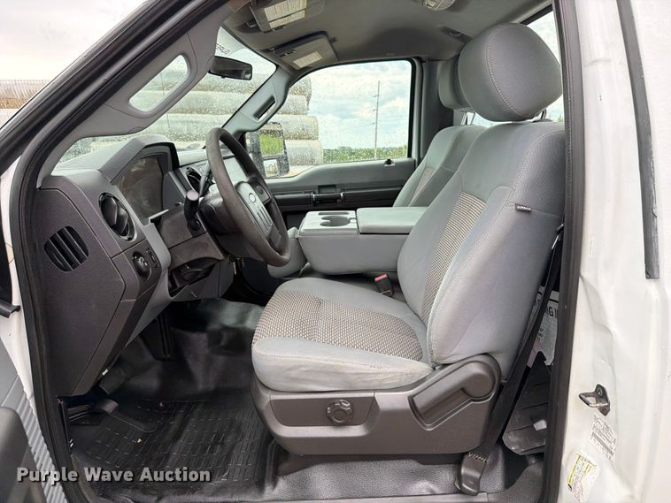 image for item FB5936 2012 Ford F250 pickup truck