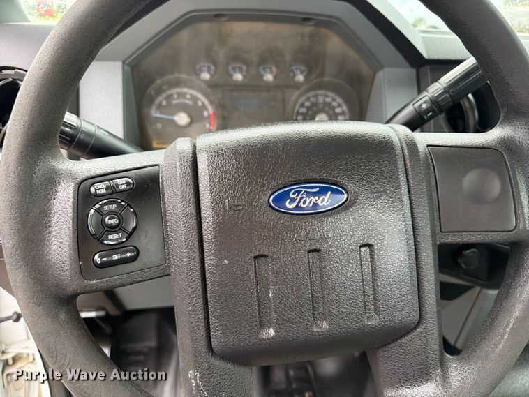 image for item FB5936 2012 Ford F250 pickup truck