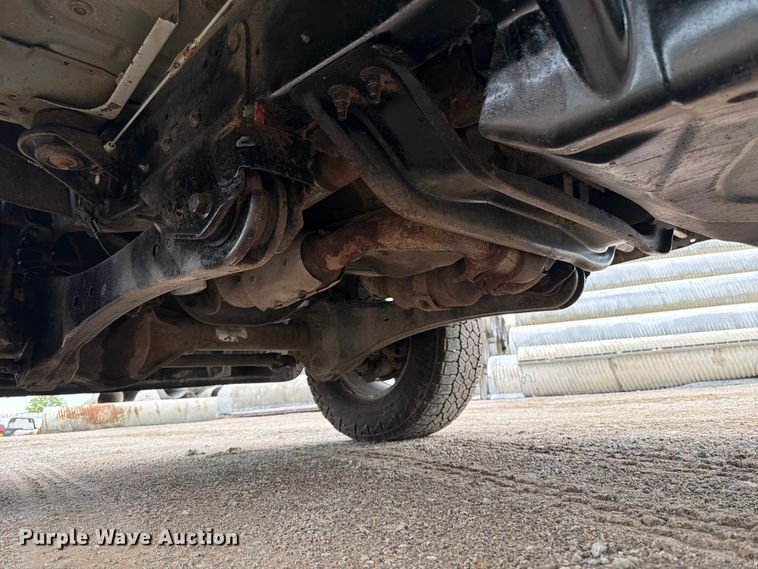 image for item FB5936 2012 Ford F250 pickup truck
