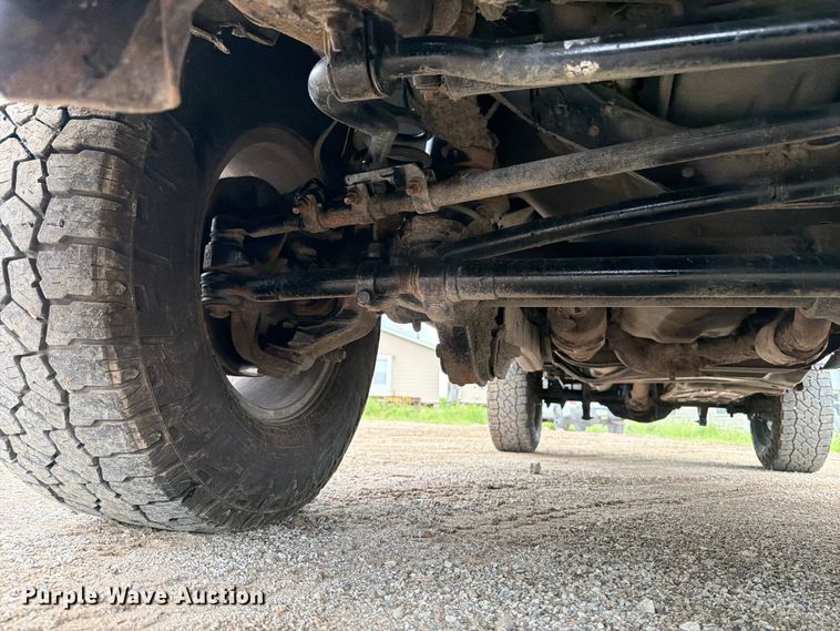 image for item FB5936 2012 Ford F250 pickup truck