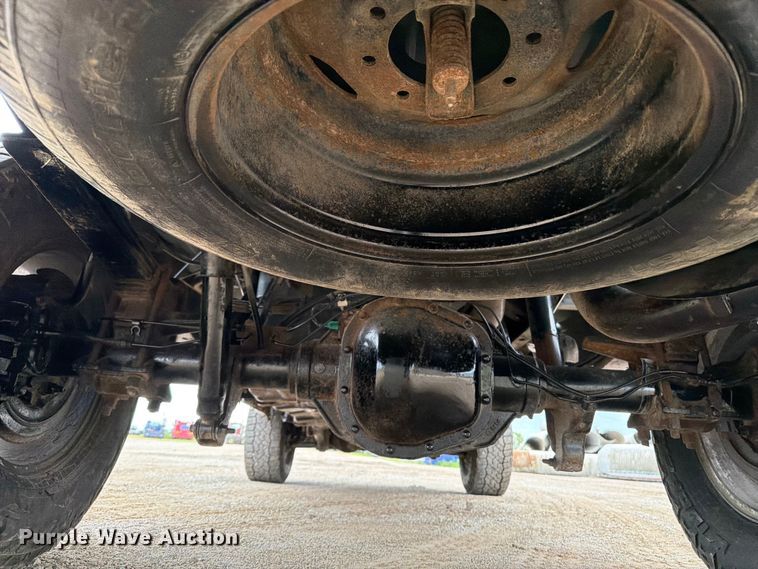 image for item FB5936 2012 Ford F250 pickup truck