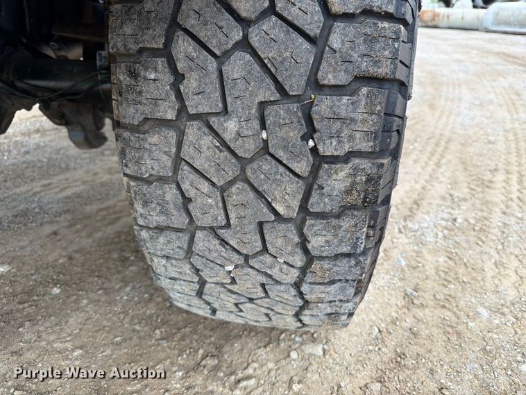 image for item FB5936 2012 Ford F250 pickup truck