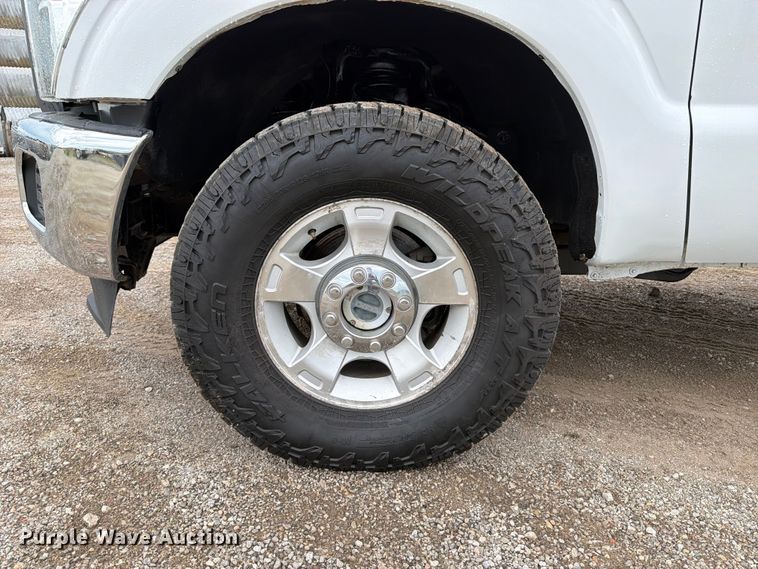 image for item FB5936 2012 Ford F250 pickup truck