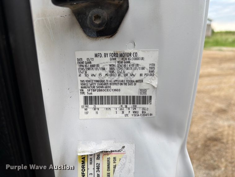image for item FB5936 2012 Ford F250 pickup truck
