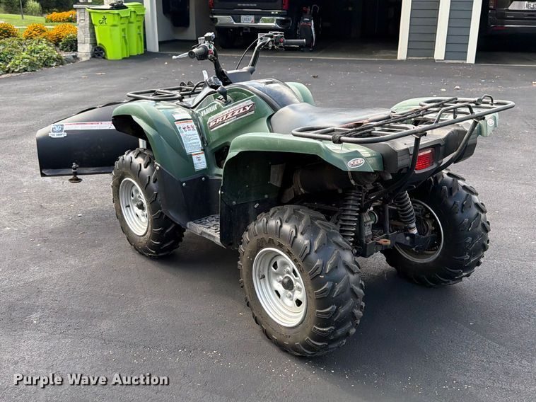 image for item FB5940 2011 Yamaha Grizzly 700 ATV