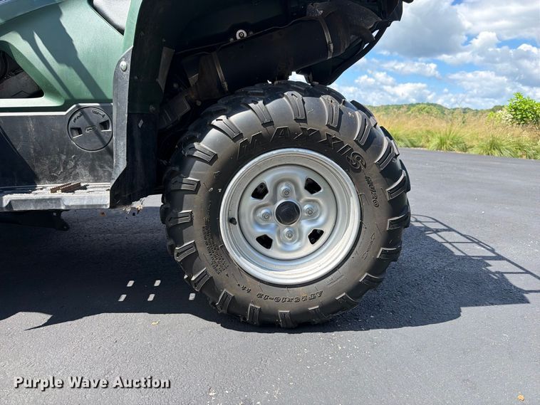image for item FB5940 2011 Yamaha Grizzly 700 ATV