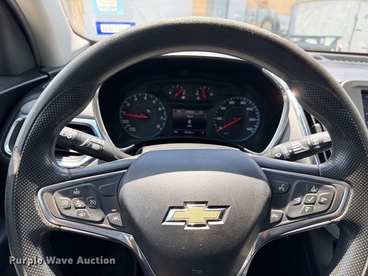 image for item FB8288 2020 Chevrolet Equinox SUV