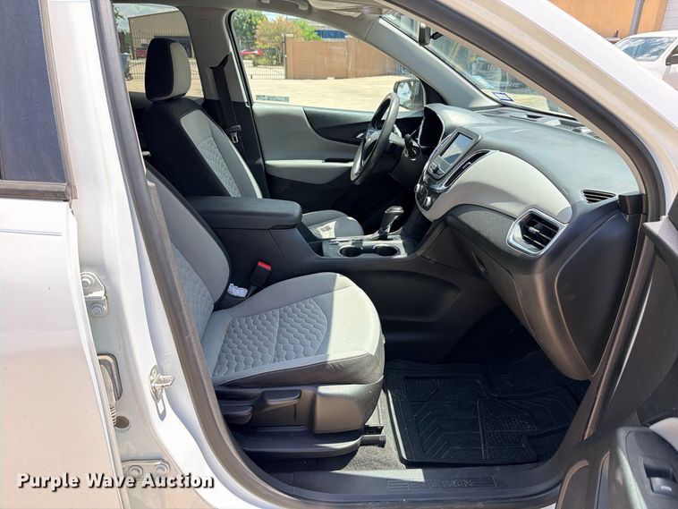 image for item FB8288 2020 Chevrolet Equinox SUV