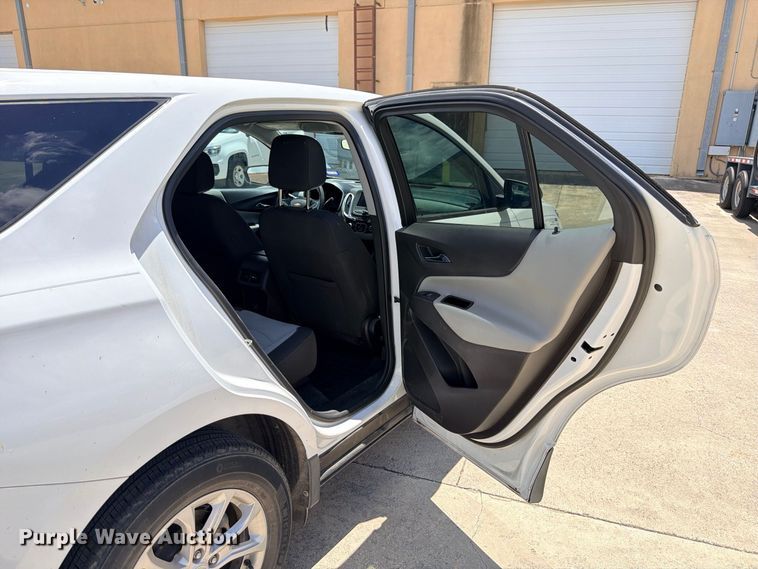 image for item FB8288 2020 Chevrolet Equinox SUV