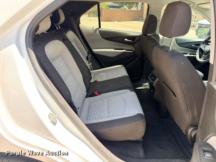 image for item FB8288 2020 Chevrolet Equinox SUV
