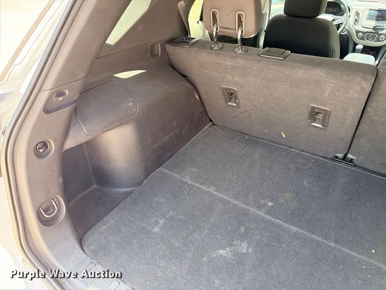 image for item FB8288 2020 Chevrolet Equinox SUV