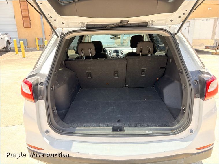 image for item FB8288 2020 Chevrolet Equinox SUV