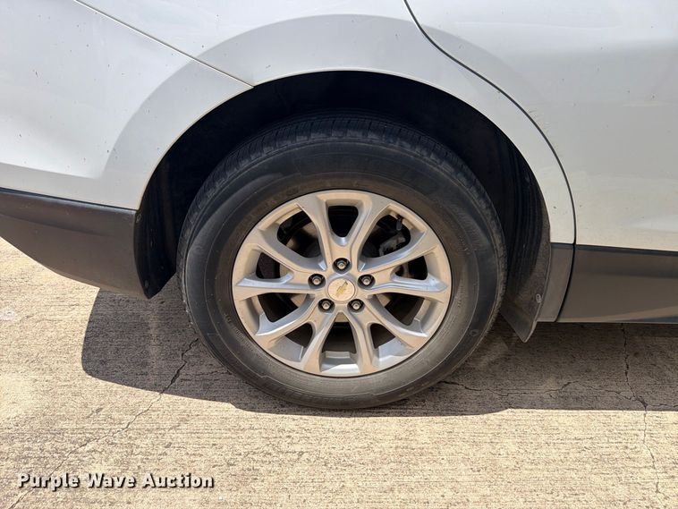 image for item FB8288 2020 Chevrolet Equinox SUV