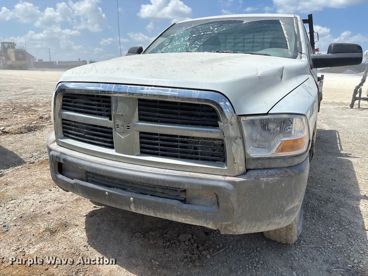 image for item FC1831 2010 Dodge Ram 2500 flatbed pickup truck
