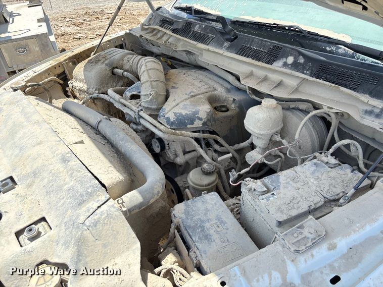 image for item FC1831 2010 Dodge Ram 2500 flatbed pickup truck