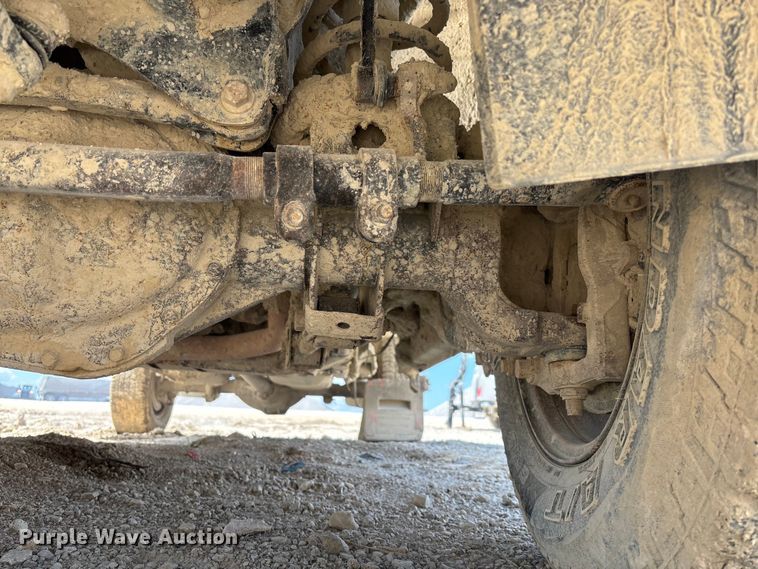 image for item FC1831 2010 Dodge Ram 2500 flatbed pickup truck