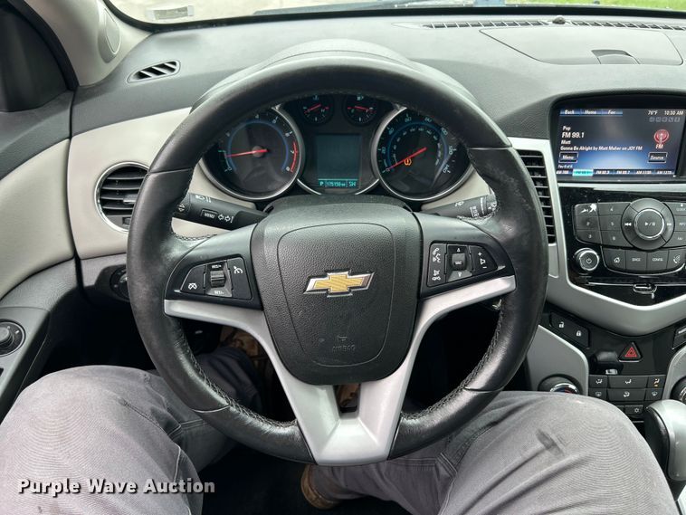 image for item FC2831 2013 Chevrolet Cruze LT 