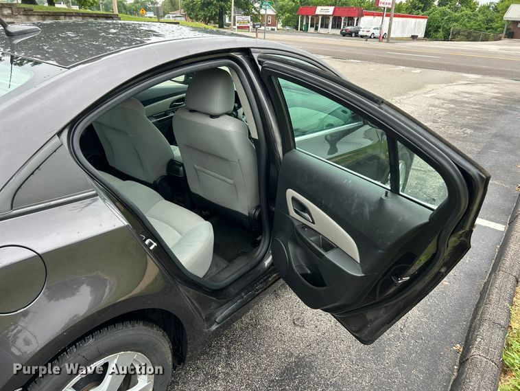 image for item FC2831 2013 Chevrolet Cruze LT 