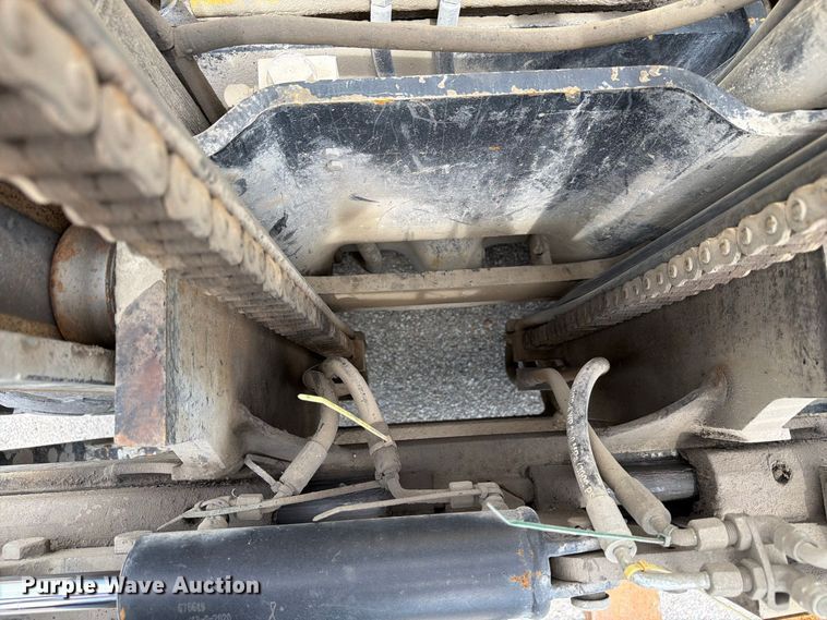 image for item FC3307 2001 Hyster H110XM forklift