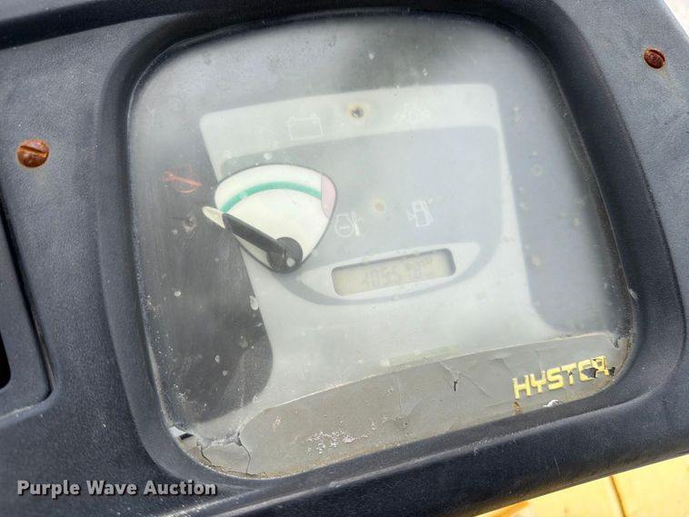image for item FC3307 2001 Hyster H110XM forklift