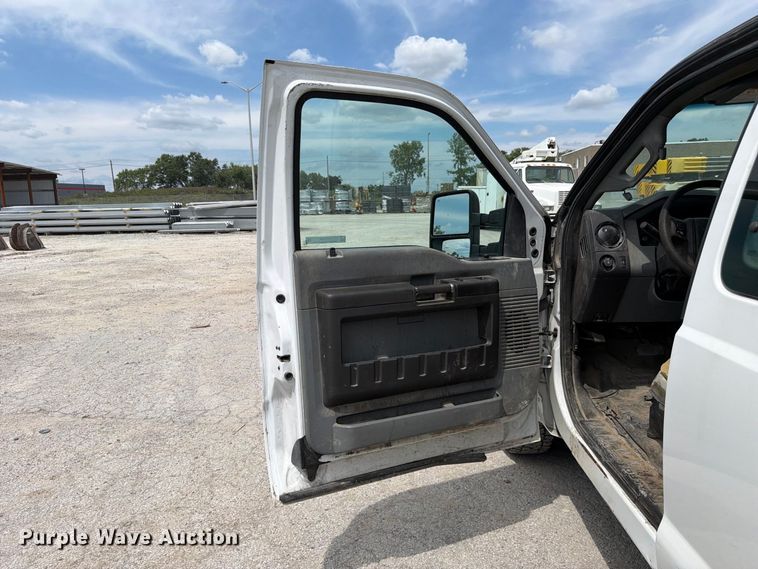 image for item FC3308 2013 Ford F250 Super Duty Ext. Cab pickup truck