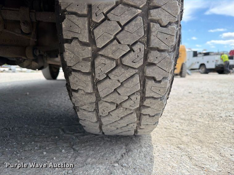 image for item FC3308 2013 Ford F250 Super Duty Ext. Cab pickup truck