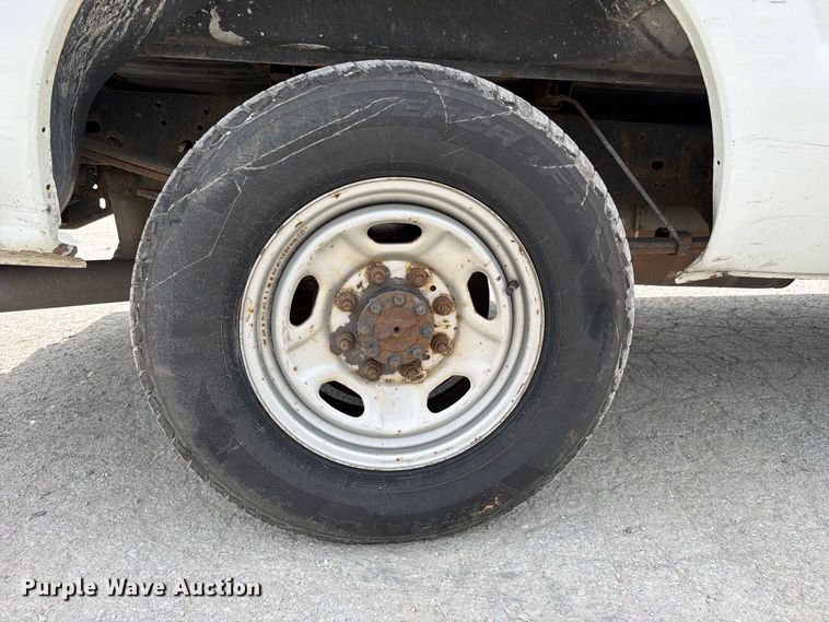 image for item FC3308 2013 Ford F250 Super Duty Ext. Cab pickup truck