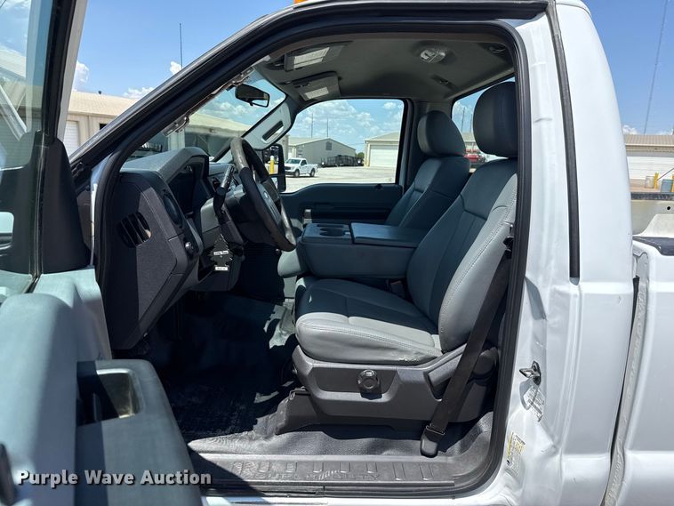 image for item FC4069 2012 Ford F250 Super Duty truck
