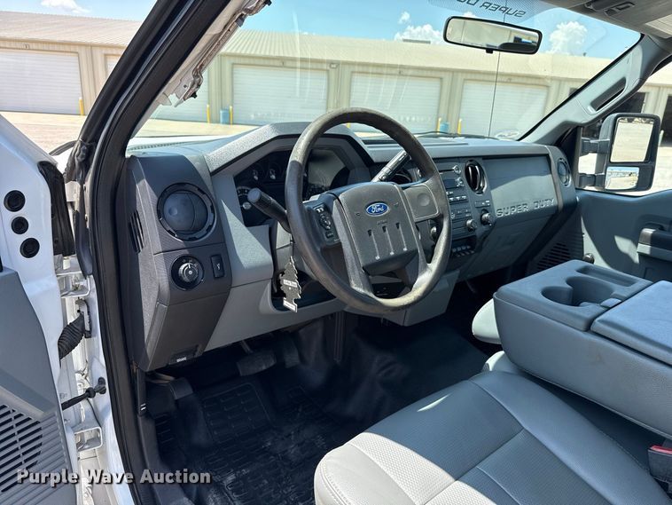 image for item FC4069 2012 Ford F250 Super Duty truck