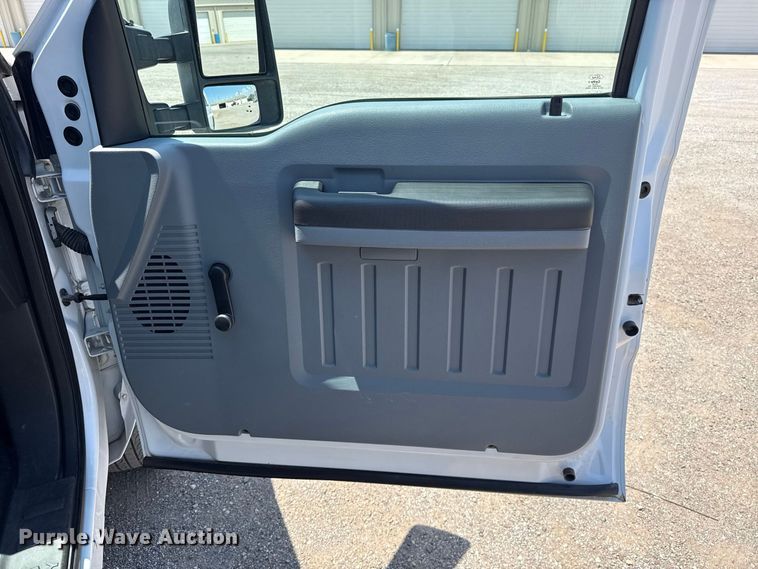 image for item FC4069 2012 Ford F250 Super Duty truck