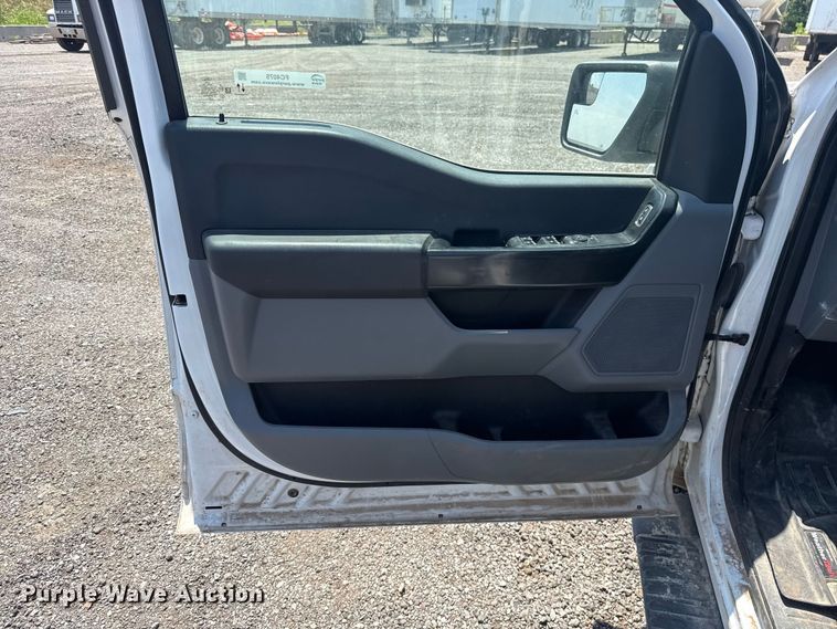 image for item FC4075 2022 Ford F150 Crew Cab pickup truck