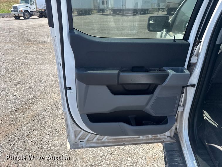 image for item FC4075 2022 Ford F150 Crew Cab pickup truck