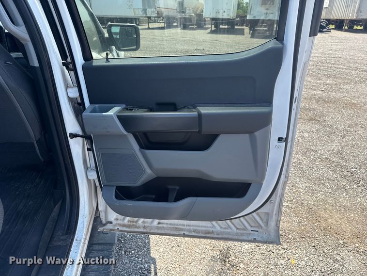 image for item FC4075 2022 Ford F150 Crew Cab pickup truck