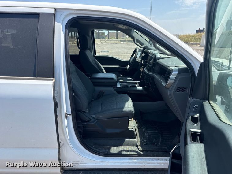image for item FC4075 2022 Ford F150 Crew Cab pickup truck