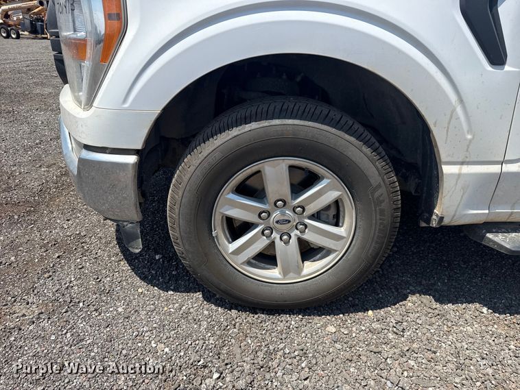image for item FC4075 2022 Ford F150 Crew Cab pickup truck