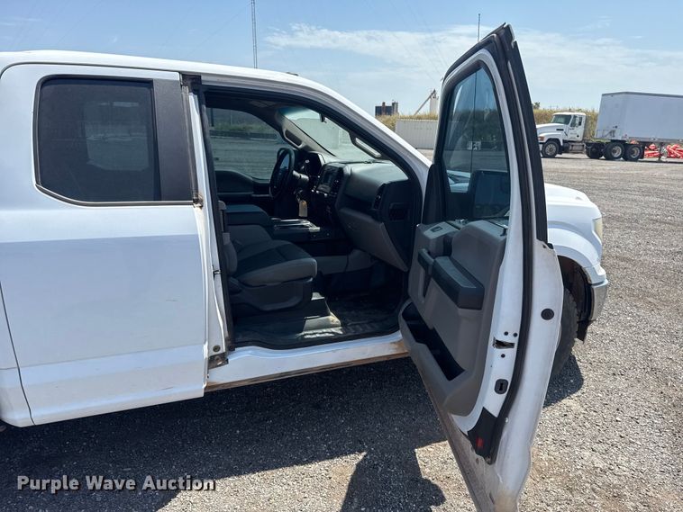 image for item FC4076 2018 Ford F150 Ext. Cab pickup truck