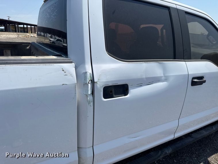 image for item FC4078 2020 Ford F-150 Crew Cab pickup truck