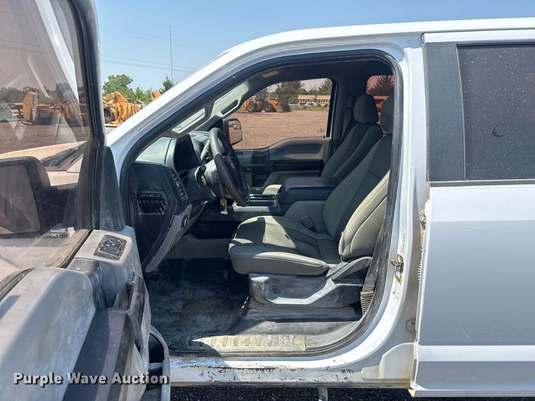 image for item FC4078 2020 Ford F-150 Crew Cab pickup truck