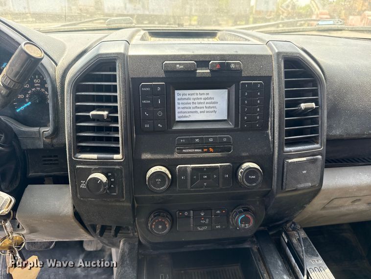 image for item FC4078 2020 Ford F-150 Crew Cab pickup truck