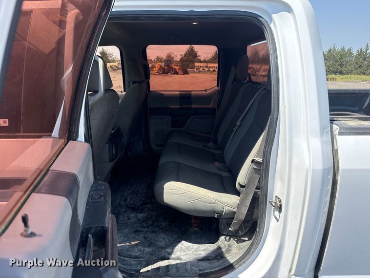 image for item FC4078 2020 Ford F-150 Crew Cab pickup truck