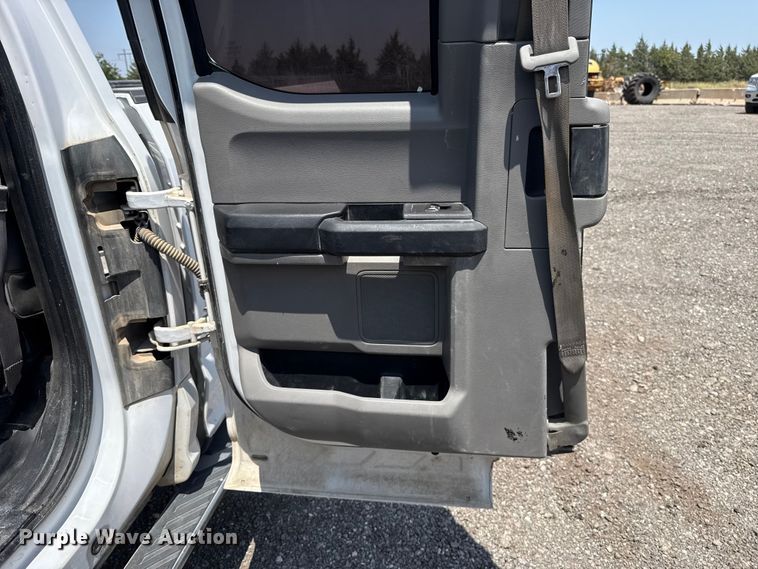 image for item FC4084 2018 Ford F150 Ext. Cab pickup truck