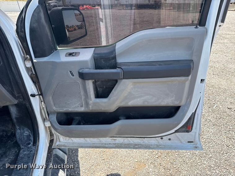 image for item FC4084 2018 Ford F150 Ext. Cab pickup truck